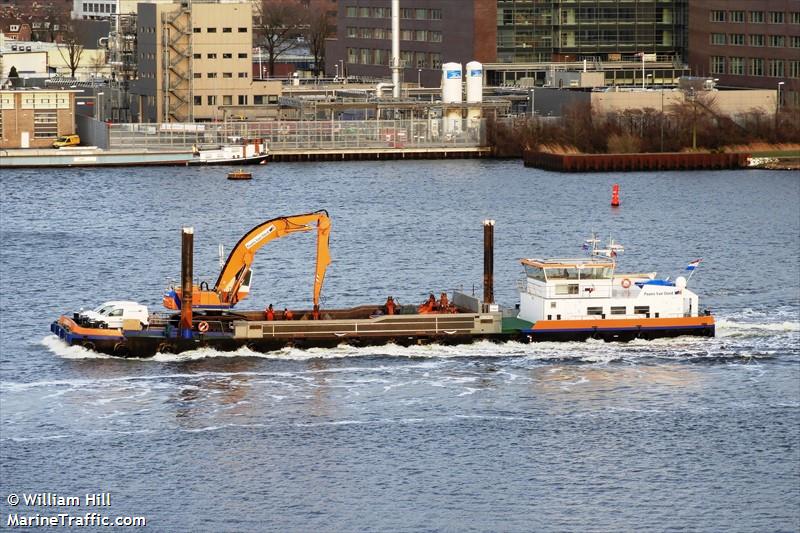 leendert sr (Cargo ship) - IMO , MMSI 244660235, Call Sign PF7302 under the flag of Netherlands