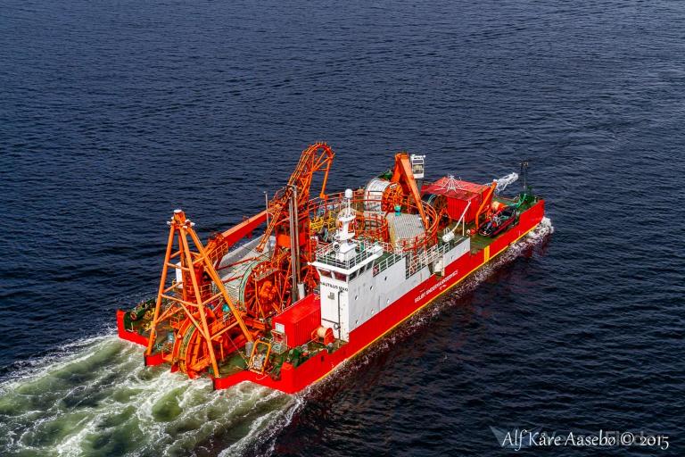 nautilus maxi (Dredging or UW ops) - IMO , MMSI 258269500, Call Sign LM5881 under the flag of Norway