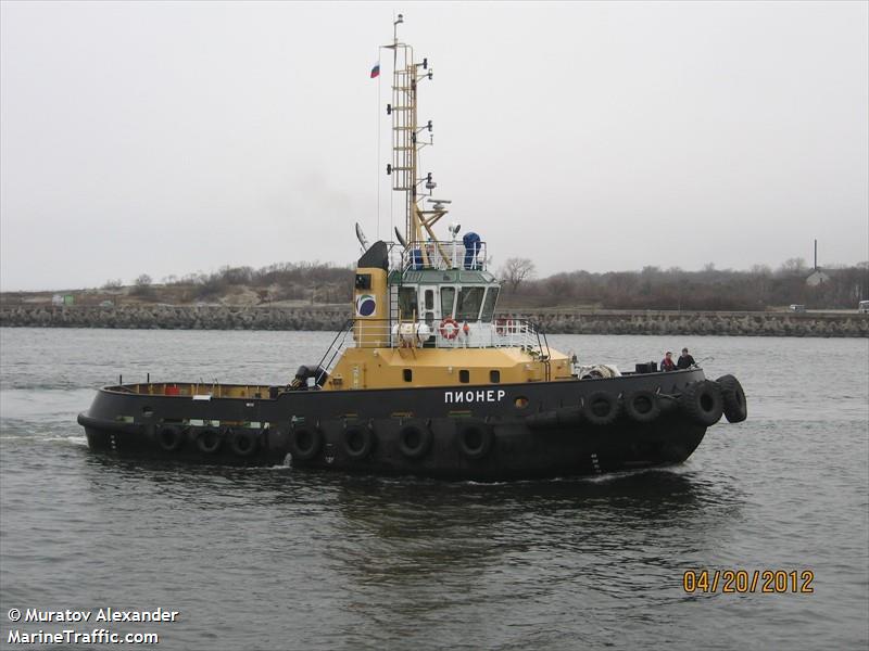 pioner (Tug) - IMO 9424390, MMSI 273326900, Call Sign UBQE7 under the flag of Russia