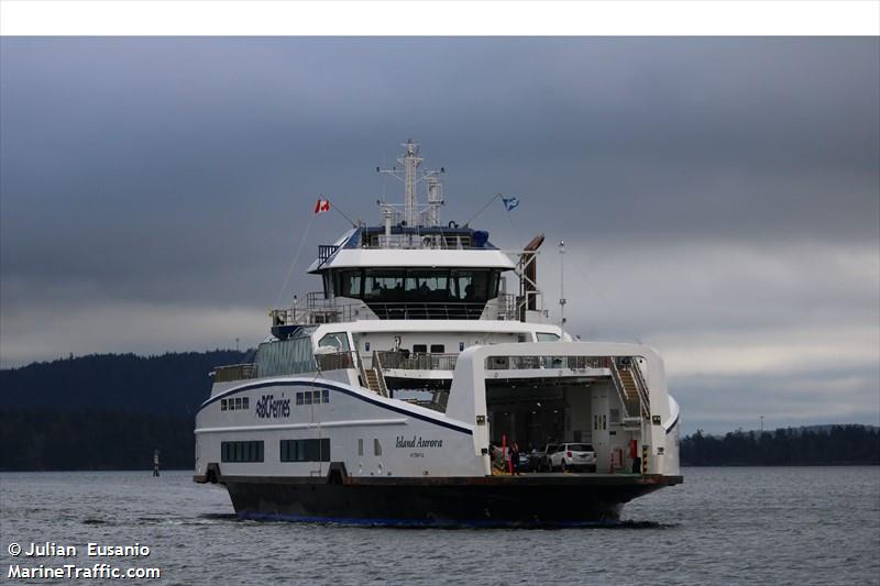 island aurora (Passenger/Ro-Ro Cargo Ship) - IMO 9831763, MMSI 316039863, Call Sign CFA2995 under the flag of Canada