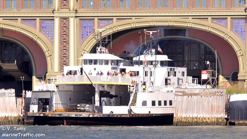 samuel s coursen (Passenger ship) - IMO , MMSI 367549870, Call Sign WDG5749 under the flag of United States (USA)