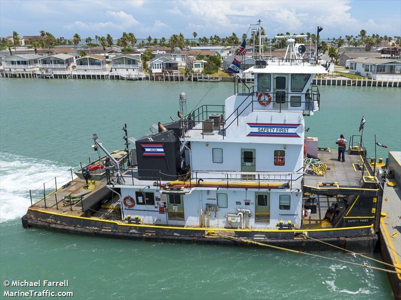 safety first (Towing vessel (tow>200)) - IMO , MMSI 367702410, Call Sign WDI4825 under the flag of United States (USA)