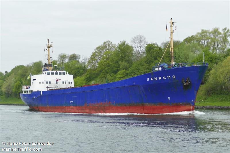 san remo (General Cargo Ship) - IMO 6507983, MMSI 377255000, Call Sign J8B2632 under the flag of St Vincent & Grenadines
