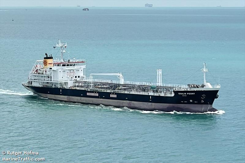 oxalis peony (Oil Products Tanker) - IMO 9682112, MMSI 563504000, Call Sign 9V2056 under the flag of Singapore