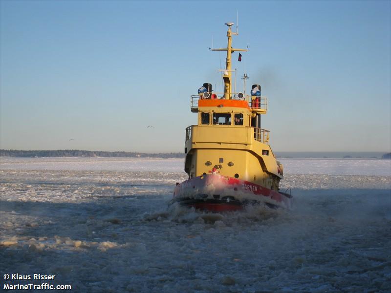 jarven (Tug) - IMO , MMSI 265517700, Call Sign SEBK under the flag of Sweden