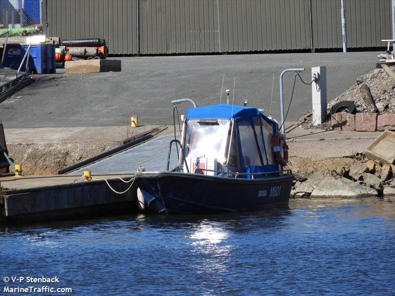 m801 (Cargo ship) - IMO , MMSI 230011540, Call Sign OJ7243 under the flag of Finland
