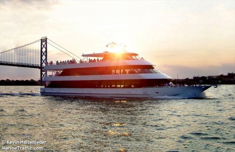 ovation (Passenger ship) - IMO , MMSI 367045170 under the flag of United States (USA)
