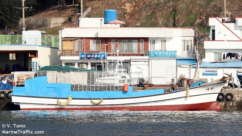 317 sae chang ho (Fishing vessel) - IMO , MMSI 440101380, Call Sign 305 under the flag of Korea
