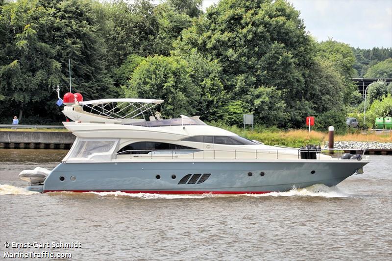 guapa (Pleasure craft) - IMO , MMSI 211284050, Call Sign DLMA under the flag of Germany
