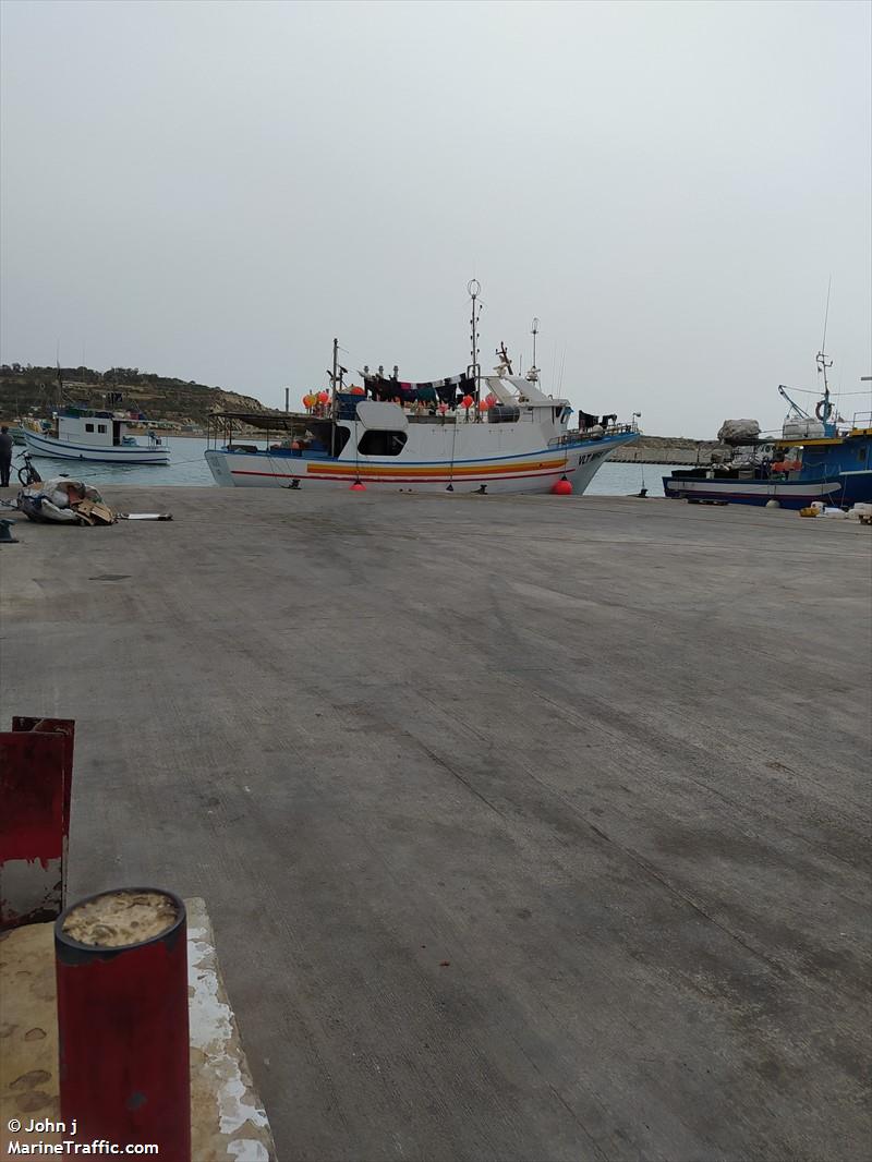laura 2 (Fishing vessel) - IMO , MMSI 215000330, Call Sign 9H3265 under the flag of Malta