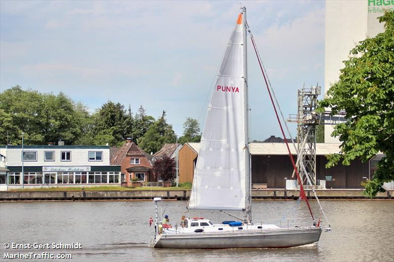 punya (Sailing vessel) - IMO , MMSI 219010732, Call Sign OU9729 under the flag of Denmark