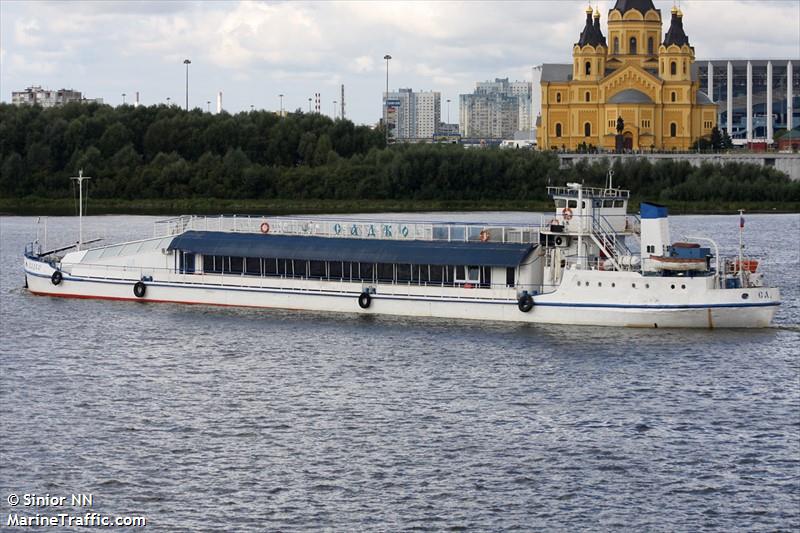 sadko (Passenger ship) - IMO , MMSI 273324220 under the flag of Russia