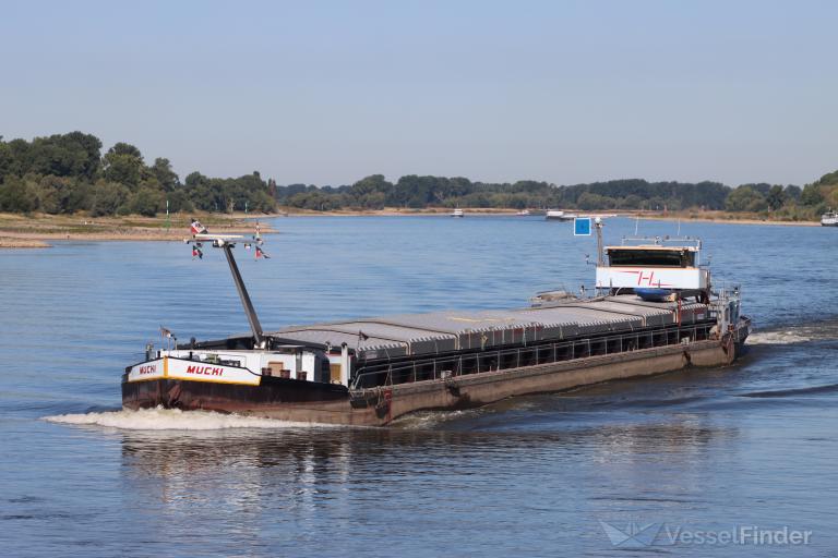 mucki (Cargo ship) - IMO , MMSI 211591370, Call Sign DA5864 under the flag of Germany