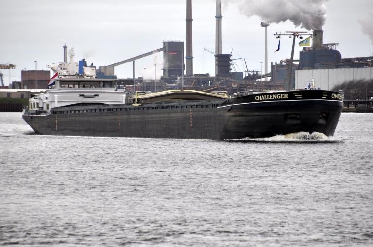 challenger (Cargo ship) - IMO , MMSI 244010269, Call Sign PD9339 under the flag of Netherlands