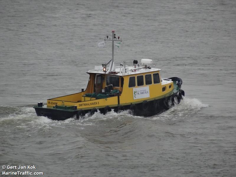 smit waalhaven 5 (Dredging or UW ops) - IMO , MMSI 244060910, Call Sign PD4694 under the flag of Netherlands