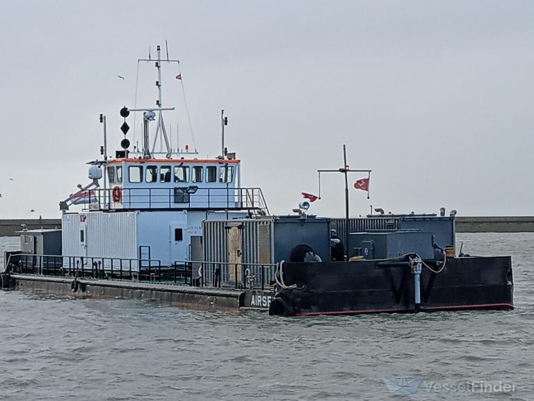 airset (Dredging or UW ops) - IMO , MMSI 244690116, Call Sign PD8904 under the flag of Netherlands