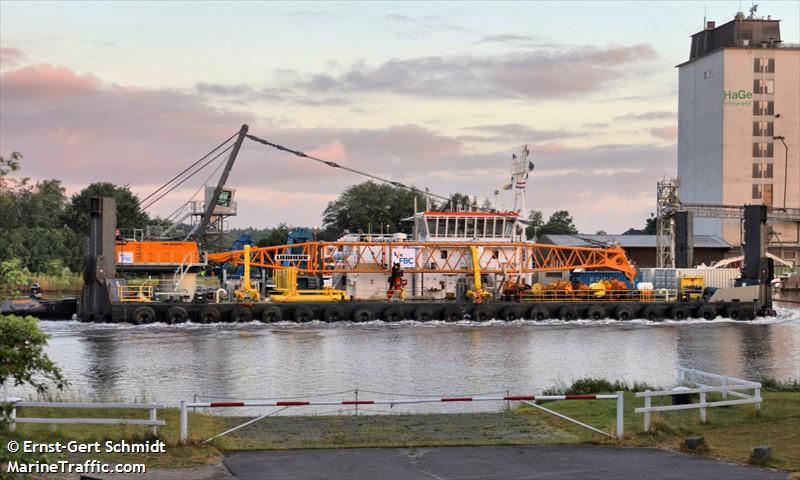 fetsy (Pontoon) - IMO 8988789, MMSI 245140000, Call Sign PEBV under the flag of Netherlands