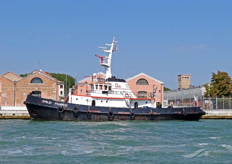 emilio panfido (Tug) - IMO 6914801, MMSI 247235300, Call Sign IOFE under the flag of Italy