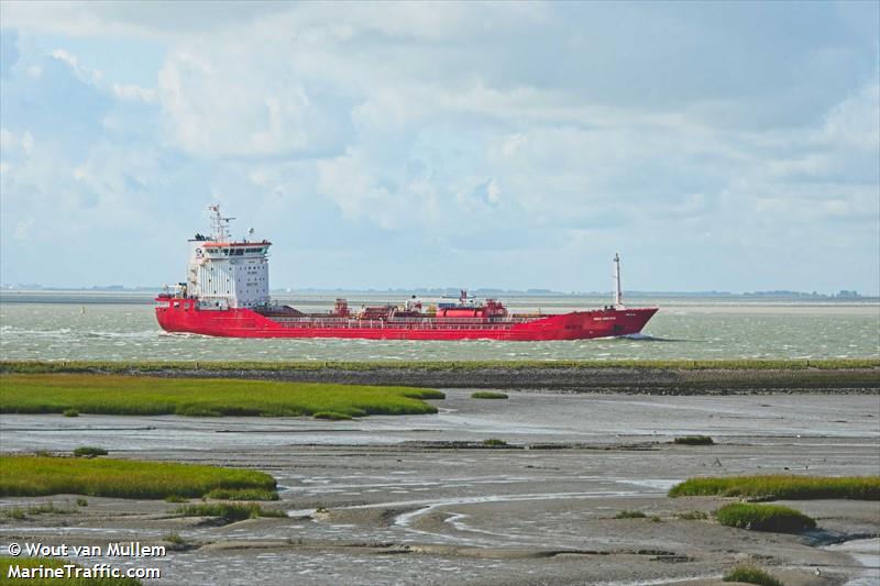 med arctic (Chemical/Oil Products Tanker) - IMO 9410545, MMSI 248054000, Call Sign 9HA2147 under the flag of Malta