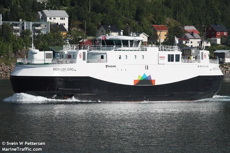 bergsfjord (Passenger/Ro-Ro Cargo Ship) - IMO 9733155, MMSI 257898600, Call Sign LNBN under the flag of Norway