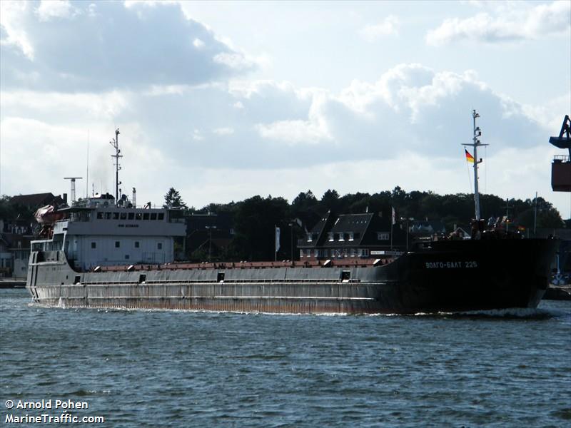 volgo-balt 225 (General Cargo Ship) - IMO 8230431, MMSI 273329100, Call Sign UAKU under the flag of Russia