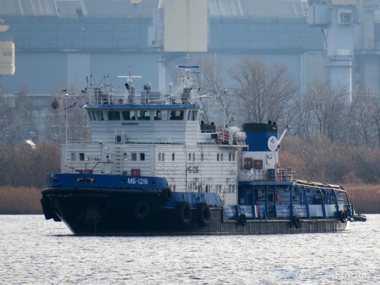 mb-1216 (Tug) - IMO 8999659, MMSI 273445170, Call Sign UHAZ under the flag of Russia