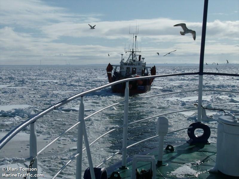 rossvik (Fishing Vessel) - IMO 8027212, MMSI 276643000, Call Sign ES2647 under the flag of Estonia