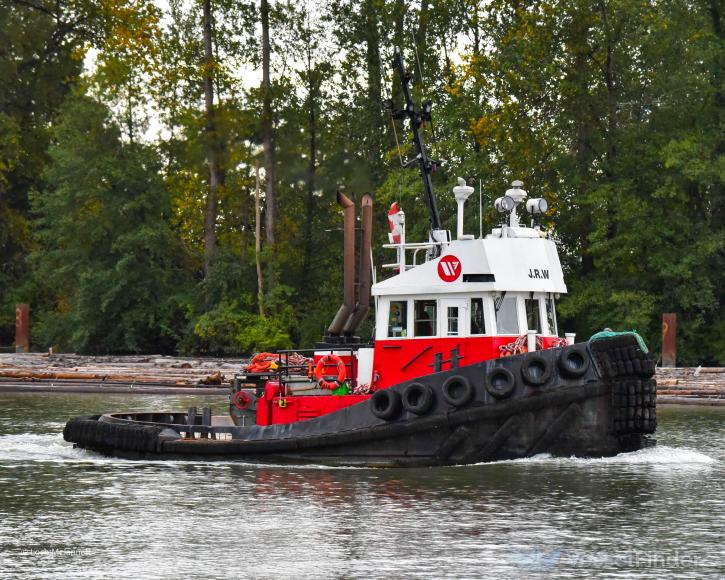 jrw (Tug) - IMO , MMSI 316009843 under the flag of Canada