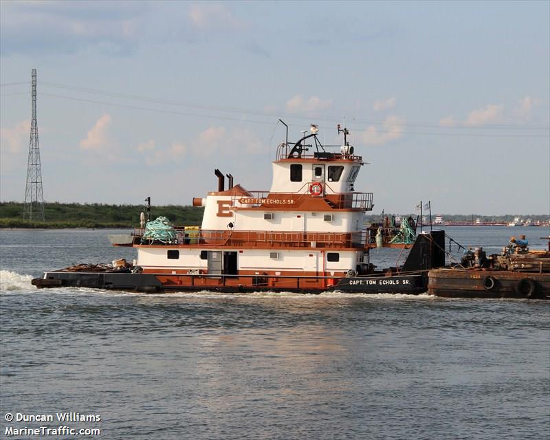 capt. tom echols sr (Towing vessel) - IMO , MMSI 367125100, Call Sign WDC3771 under the flag of United States (USA)