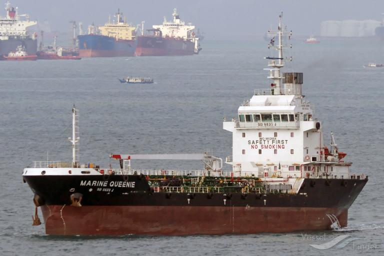 marine queenie (Bunkering Tanker) - IMO 9812664, MMSI 563024500, Call Sign 9V5348 under the flag of Singapore