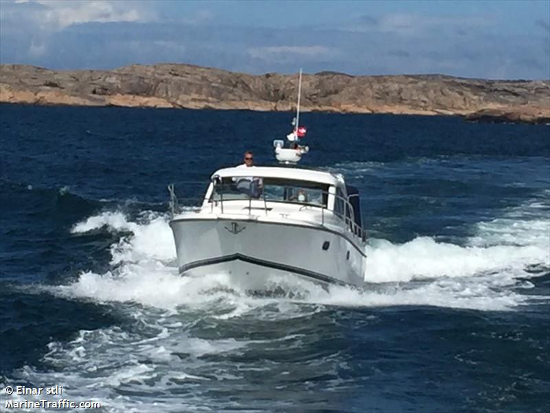 hermine iii (Pleasure craft) - IMO , MMSI 258163030, Call Sign LG8333 under the flag of Norway