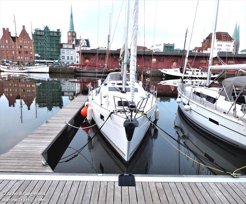 albatros (Pleasure craft) - IMO , MMSI 211722690, Call Sign DD9067 under the flag of Germany