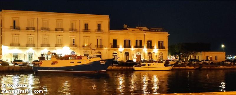 mariella (Fishing vessel) - IMO , MMSI 247301120, Call Sign IZHG under the flag of Italy