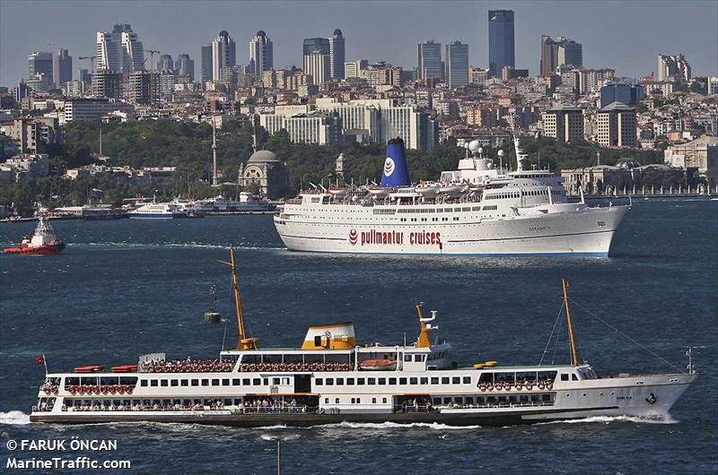 emin kul (Passenger ship) - IMO , MMSI 271002497, Call Sign TC5428 under the flag of Turkey