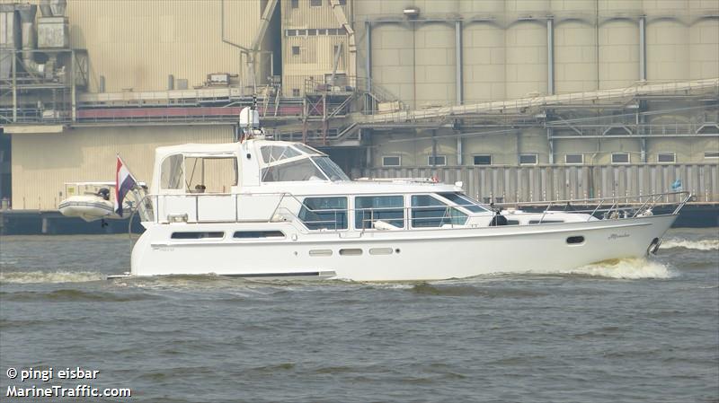 manatee (Pleasure craft) - IMO , MMSI 244070116, Call Sign PD8852 under the flag of Netherlands