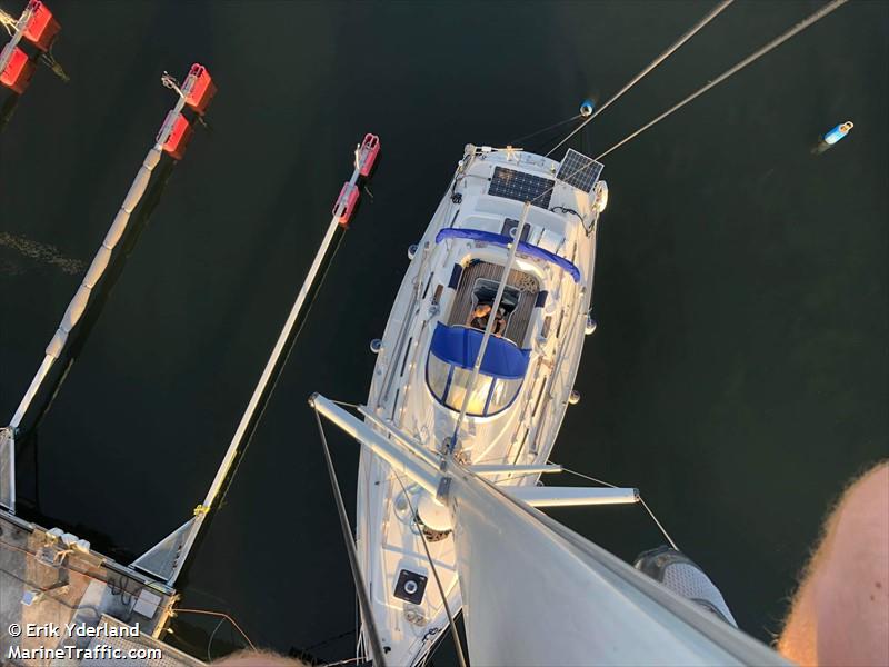 sea breeze (Sailing vessel) - IMO , MMSI 265002570, Call Sign SFE4201 under the flag of Sweden