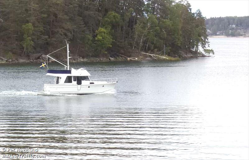 damour (Pleasure craft) - IMO , MMSI 265020970, Call Sign SG2094 under the flag of Sweden