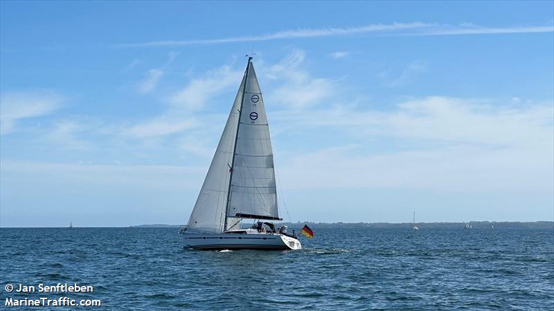 maximum (Sailing vessel) - IMO , MMSI 211111090, Call Sign DK4263 under the flag of Germany
