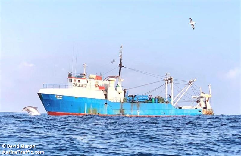 ocean surf (Local type) - IMO , MMSI 601634000, Call Sign ZR3062 under the flag of South Africa