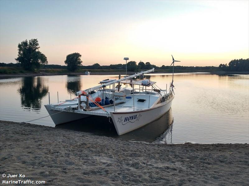 honu (Sailing vessel) - IMO , MMSI 211802580, Call Sign DNNT under the flag of Germany