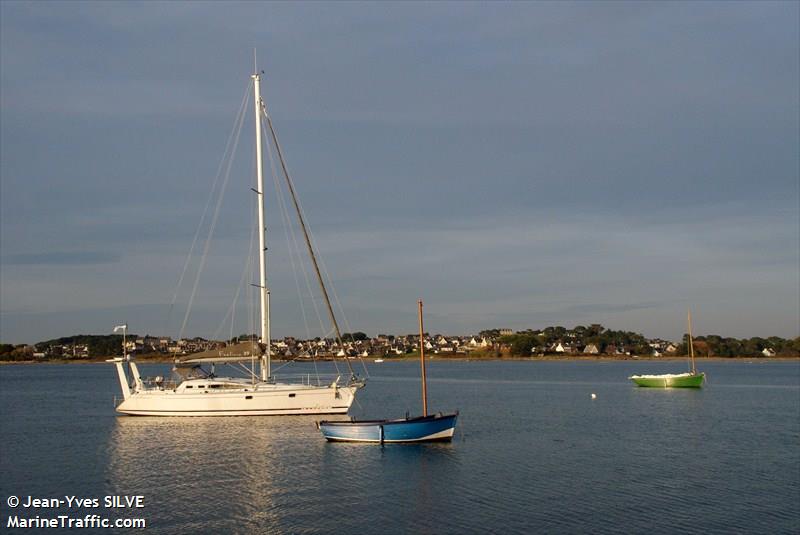 nanuk bras (Pleasure craft) - IMO , MMSI 227121360, Call Sign FAA4273 under the flag of France