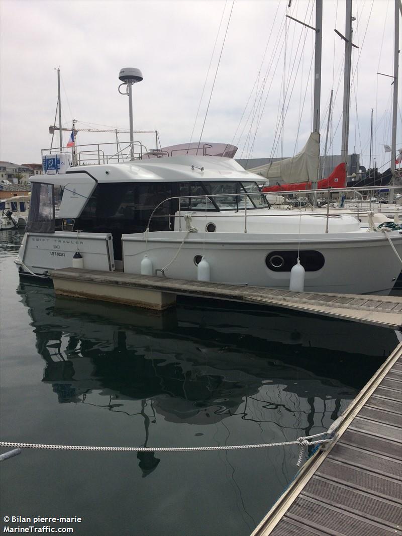 swing ii (Pleasure craft) - IMO , MMSI 227816170, Call Sign FAE8237 under the flag of France