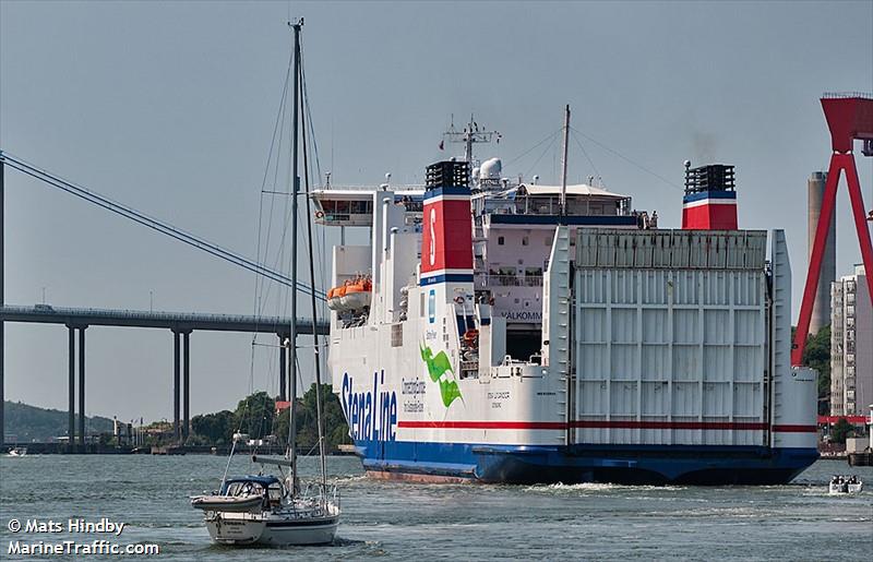 corona (Sailing vessel) - IMO , MMSI 265801480, Call Sign SFE3069 under the flag of Sweden