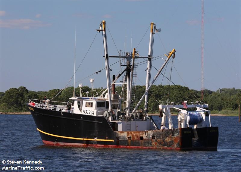 decisive (Fishing Vessel) - IMO 8819809, MMSI 368180250, Call Sign WDL9570 under the flag of United States (USA)