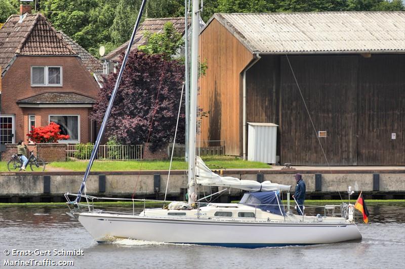 lea (Sailing vessel) - IMO , MMSI 211214470, Call Sign DF7621 under the flag of Germany