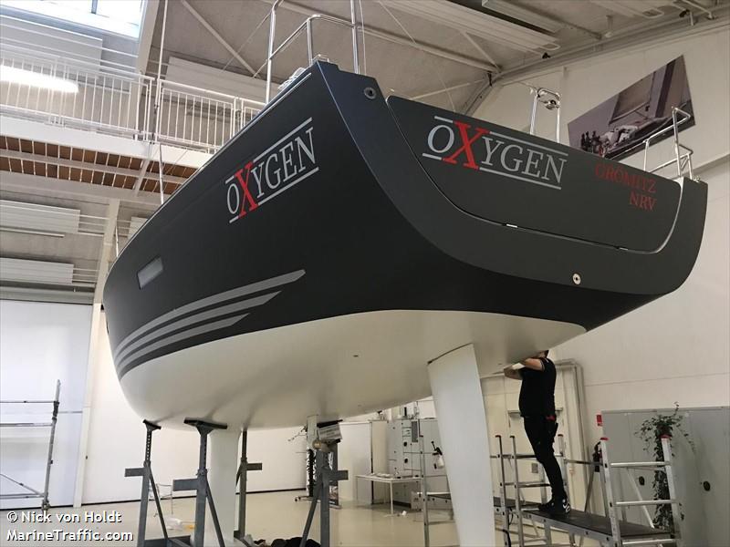 oxygen (Pleasure craft) - IMO , MMSI 211240310, Call Sign DC4347 under the flag of Germany