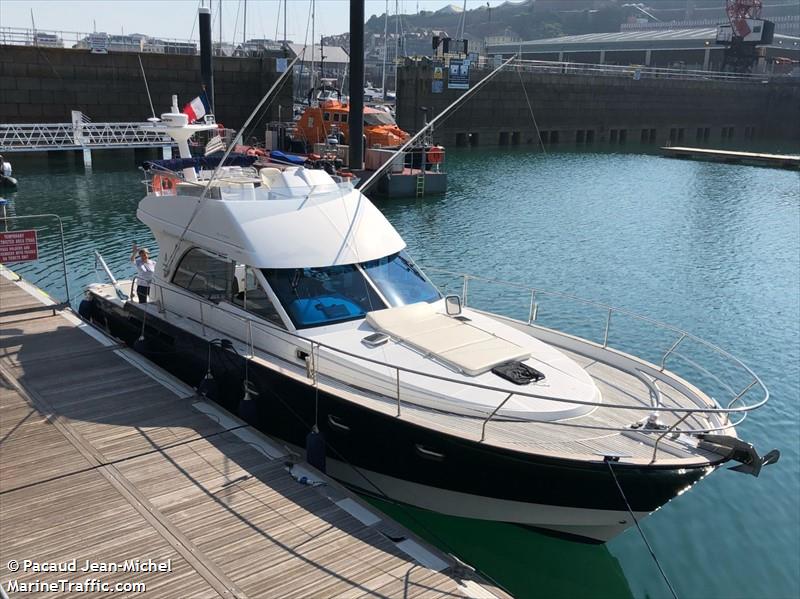 maucailloux (Pleasure craft) - IMO , MMSI 227260620, Call Sign FAB9996 under the flag of France