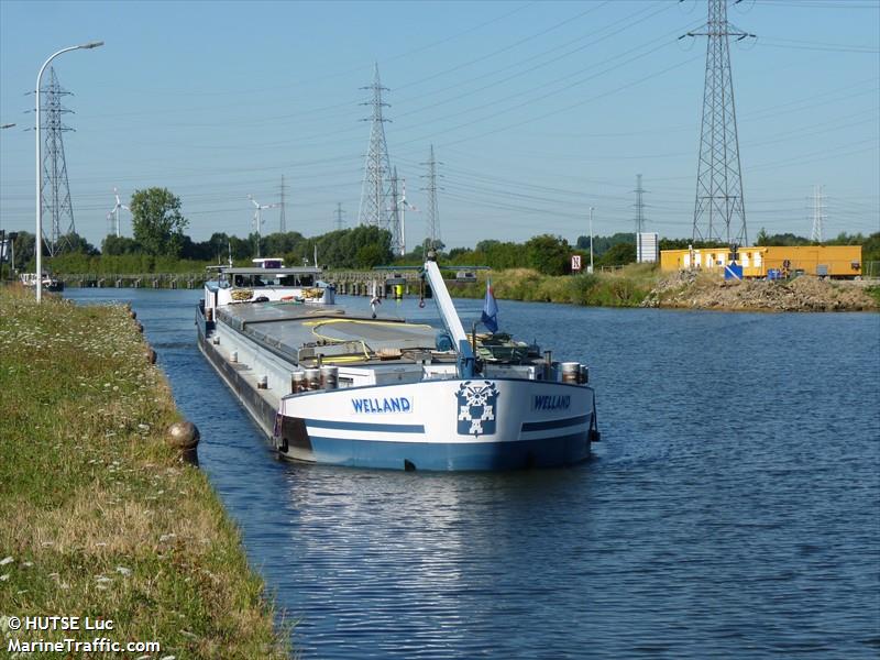 welland (Cargo ship) - IMO , MMSI 226004220, Call Sign FM6219 under the flag of France