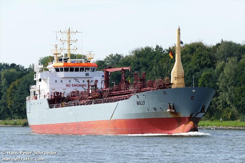 willy (Chemical/Oil Products Tanker) - IMO 9268241, MMSI 236213000, Call Sign ZDFW5 under the flag of Gibraltar