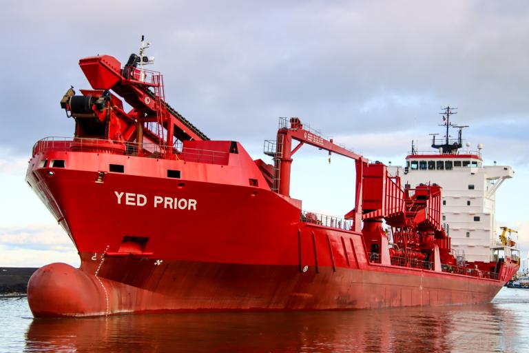 yed prior (Hopper Dredger) - IMO 9255749, MMSI 244086000, Call Sign PCAM under the flag of Netherlands